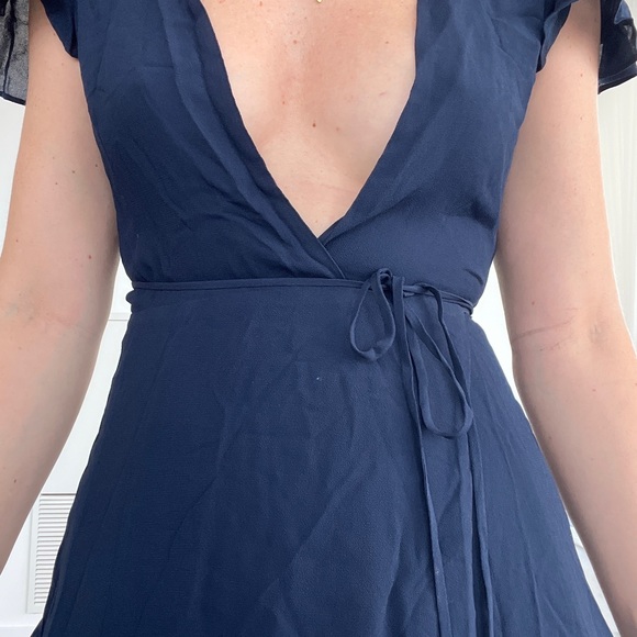 Long navy reformation cap sleeve dress - Picture 4 of 4